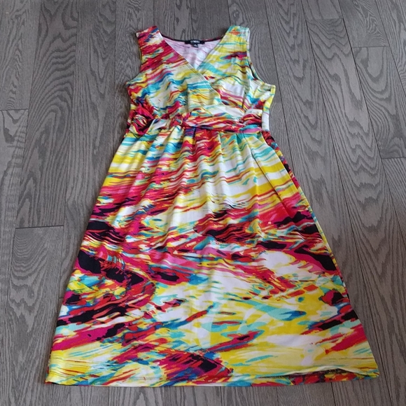 👠👠👠Nice strechy dress by Elementz 👠👠🌸🍀 - Picture 2 of 8